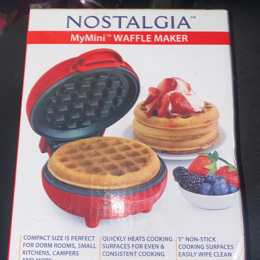 Mini waffle maker - Picture 2 of 2